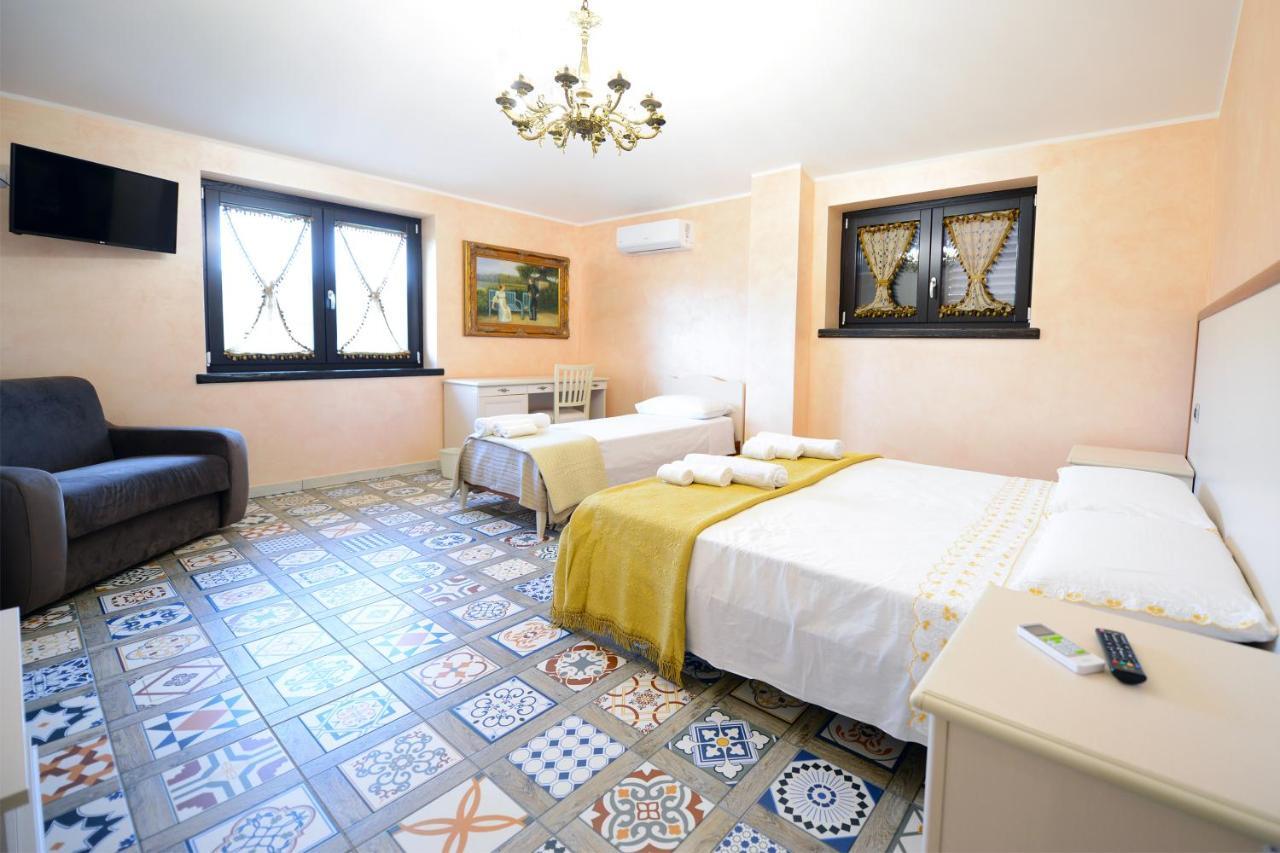 Domus Ansantica Villa Villamaina Екстериор снимка